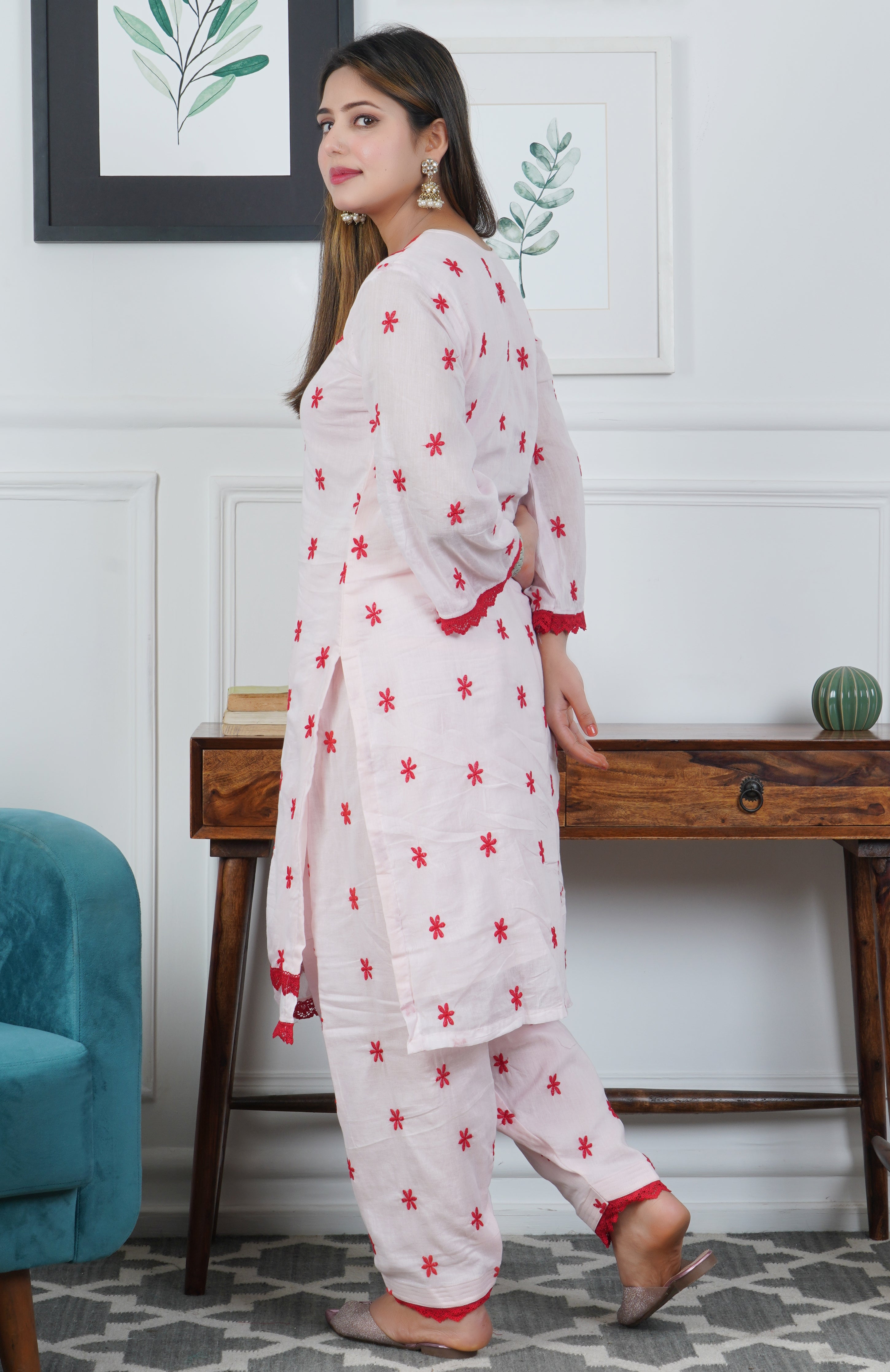 Light Pink Embroidered 3-Piece Set