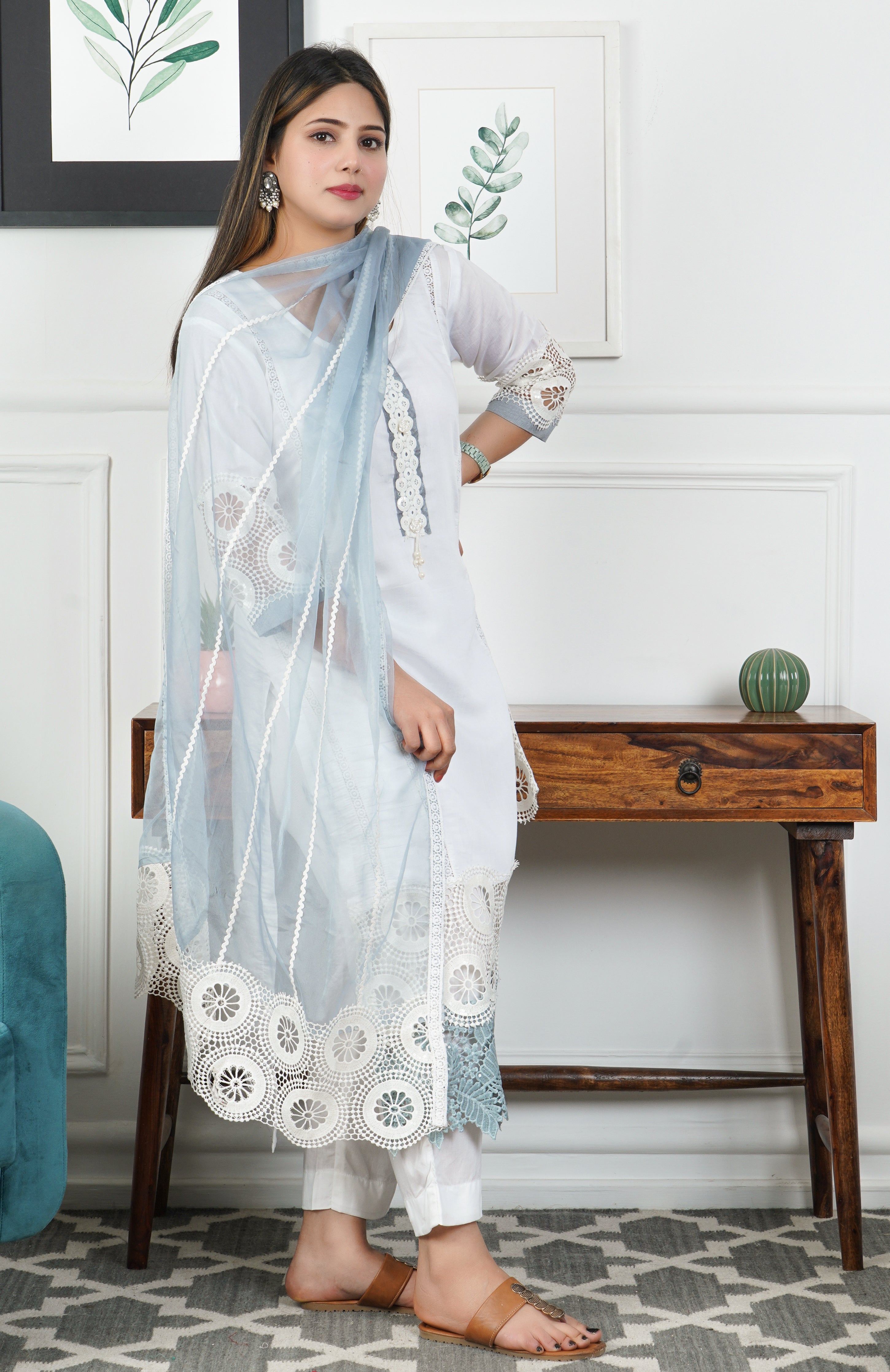 White glaze Cotton 3 piece dress