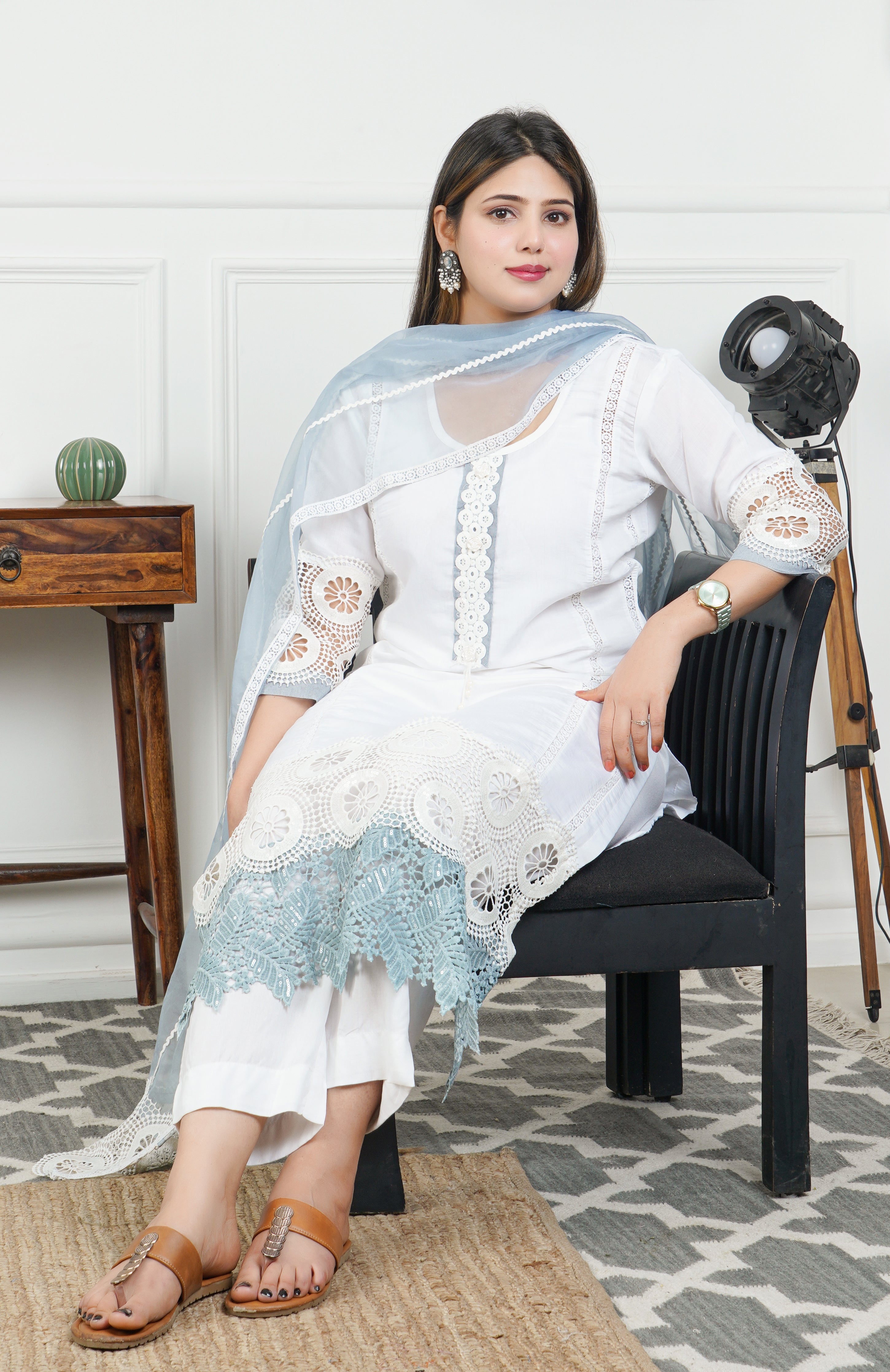 White glaze Cotton 3 piece dress