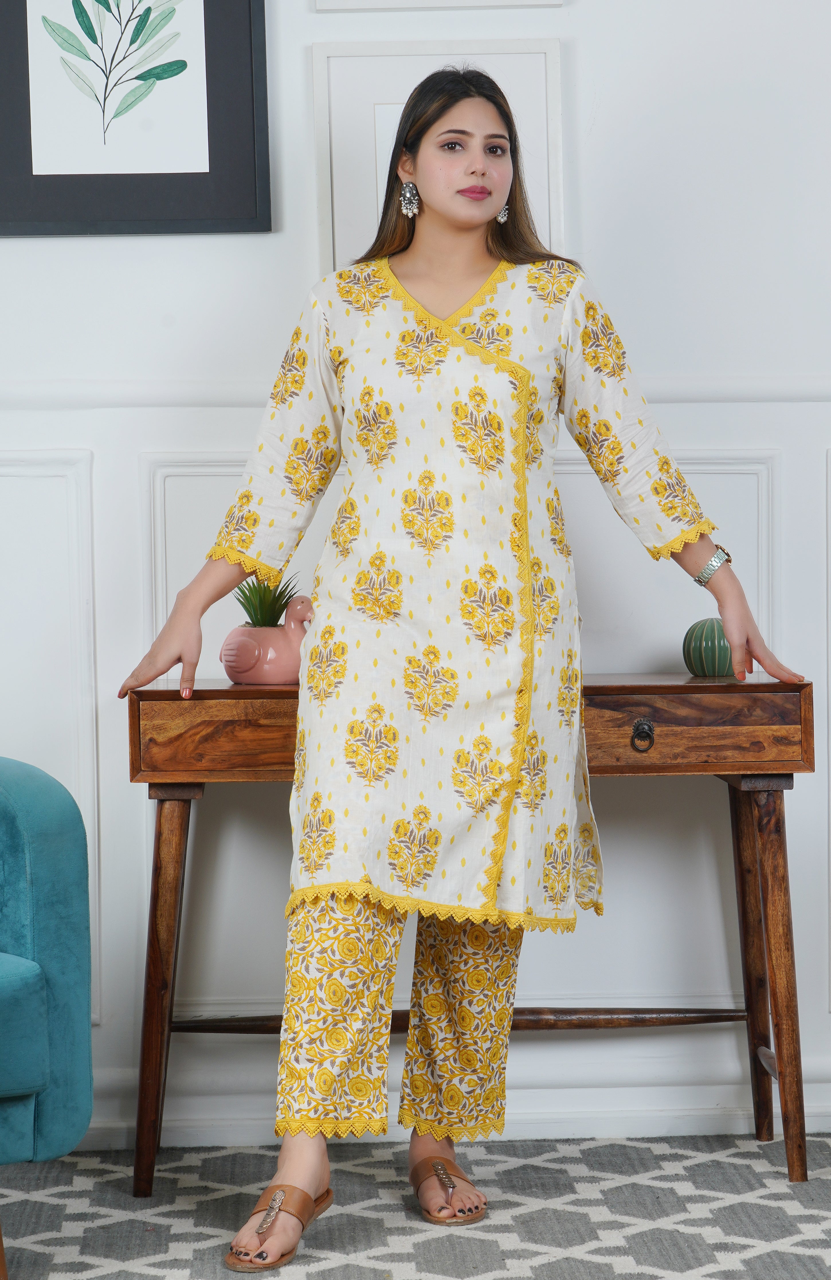Floral Jaipuri Printed Cotton Kurta with Trouser