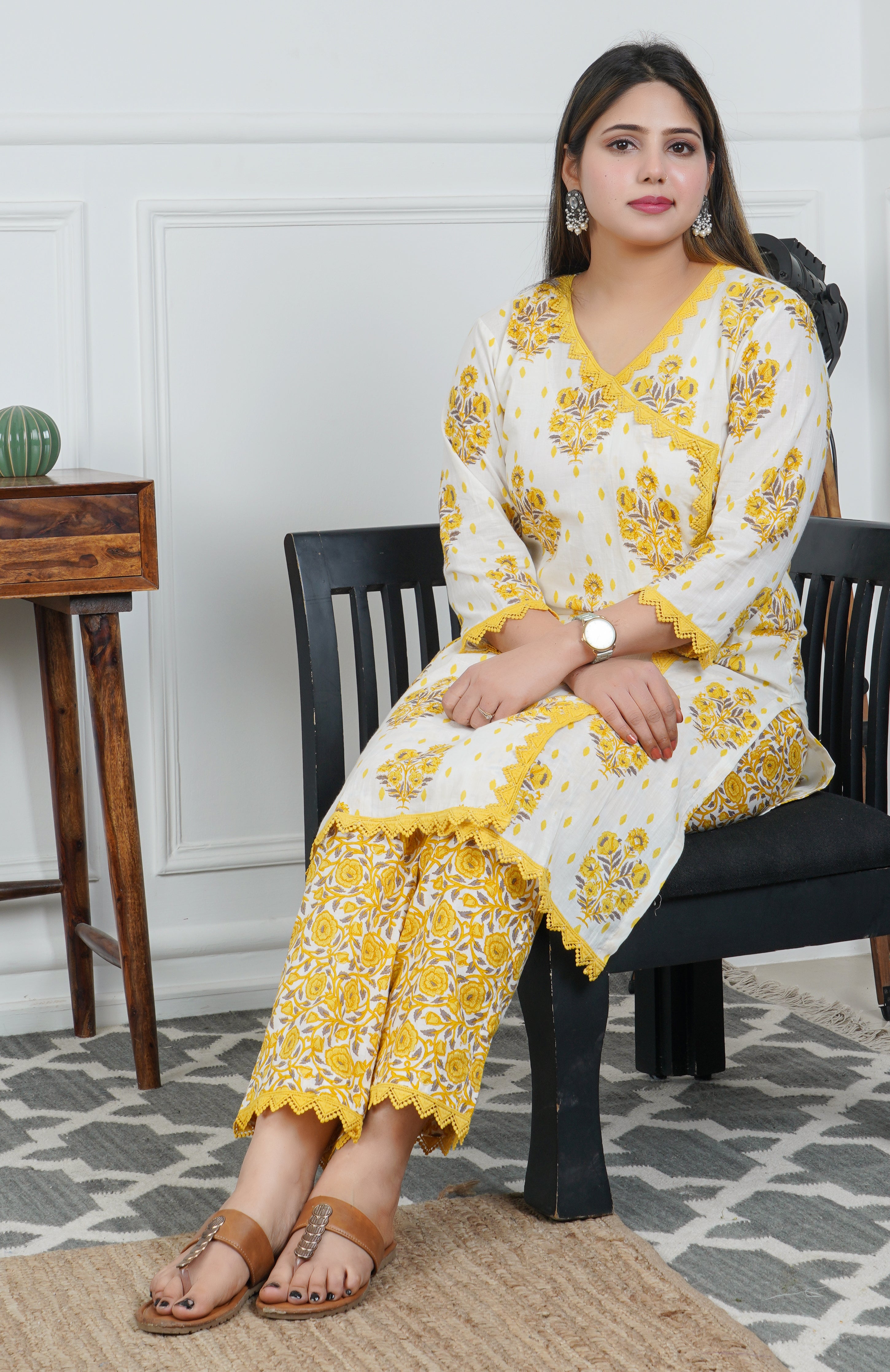Floral Jaipuri Printed Cotton Kurta with Trouser