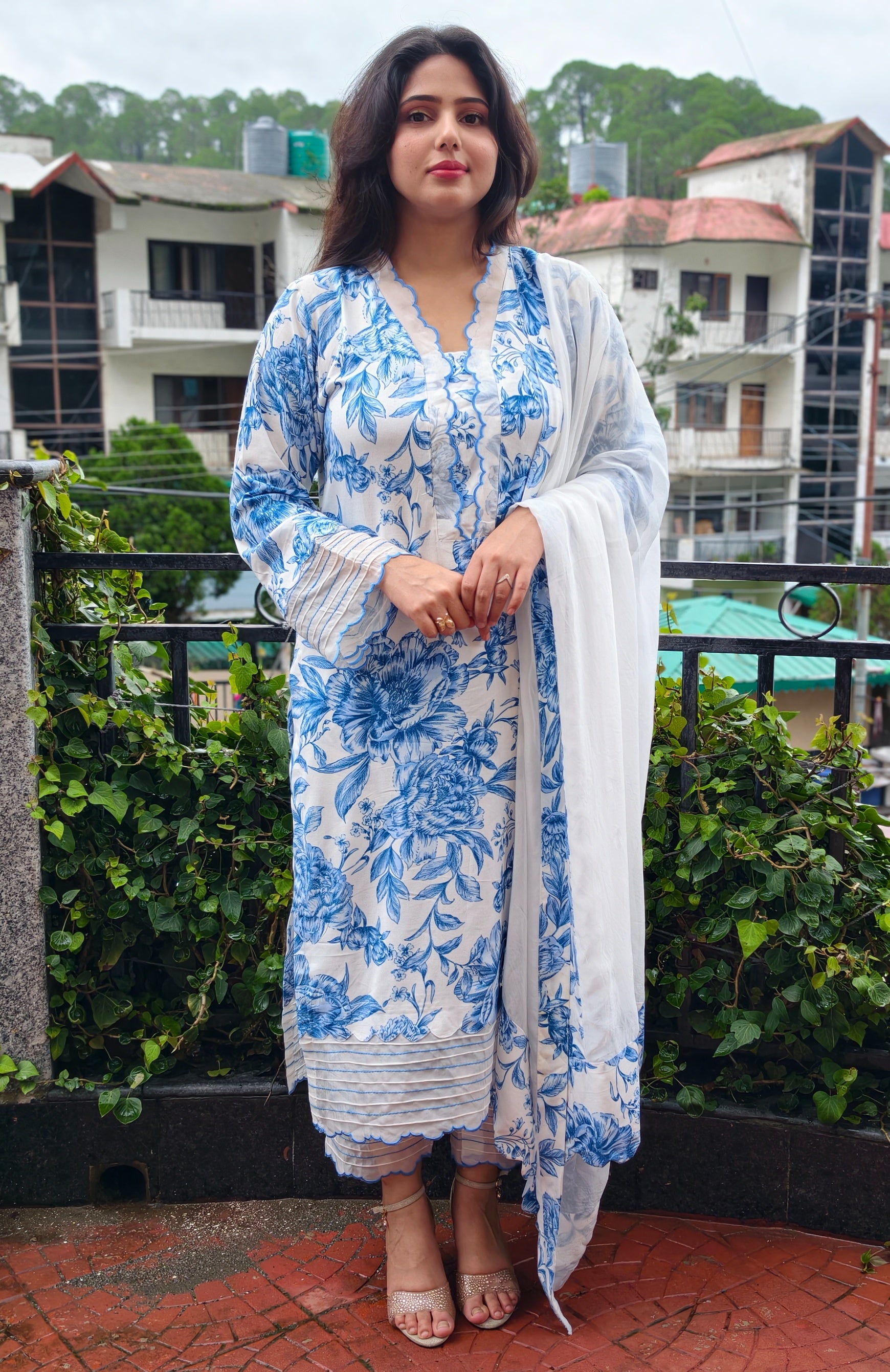 Blue Cotton Floral Printed Scalloped three-piece dress
