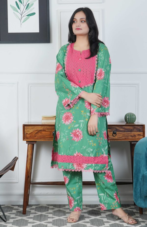 Green Floral Printed Cotton Kurta with Trousers - Image 2